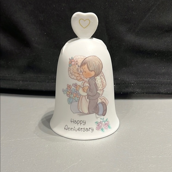 Precious Moments 1989 Happy Anniversary Ceramic Bell Bride Groom Marriage - Picture 1 of 8